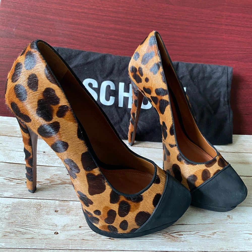 Schutz Leopard Leather Pumps